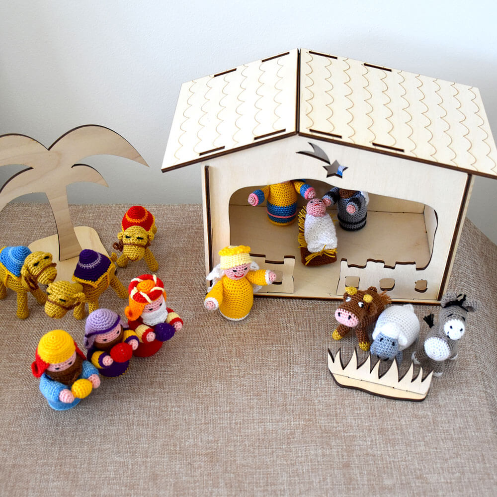 Crochet Christmas Nativity Scene Set with Wood Manger