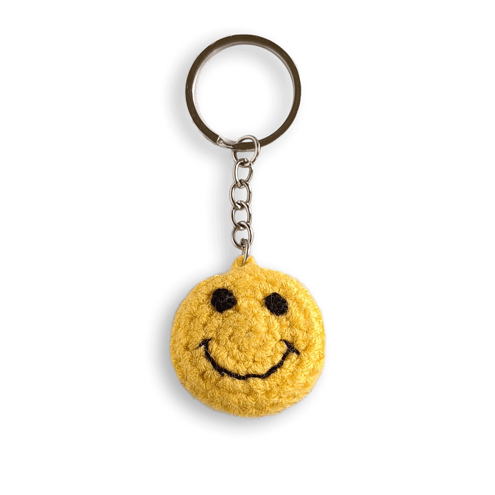 Smiley Face Emoji Keychain Accessory โ noorandkatu.com