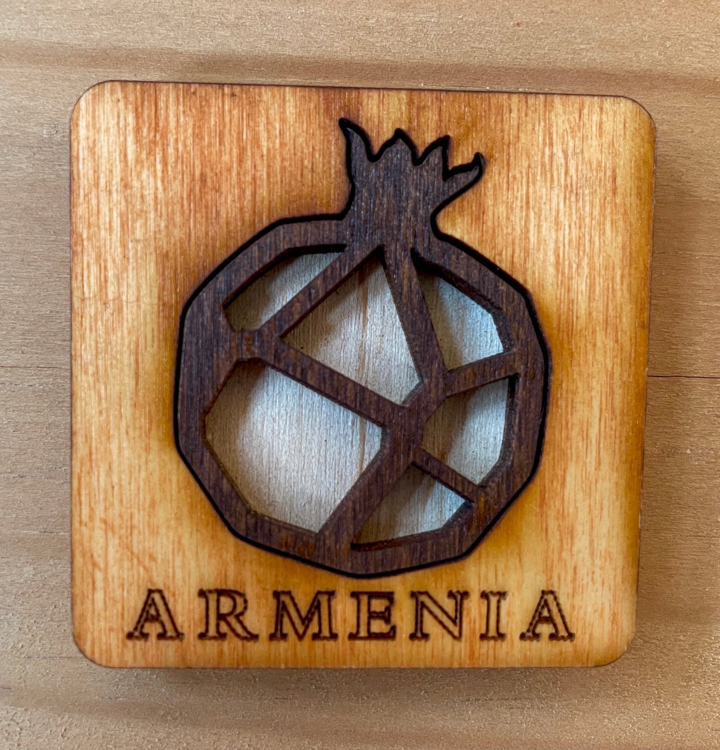 Magnet Geometric Pomegranate Armenia Wood Square 5cm x 5cm