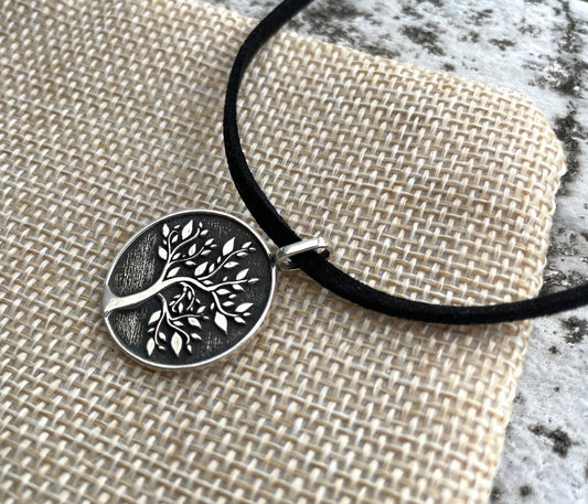 Tree of Life, 925 Sterling Silver Pendant Necklace with Keepsake Box